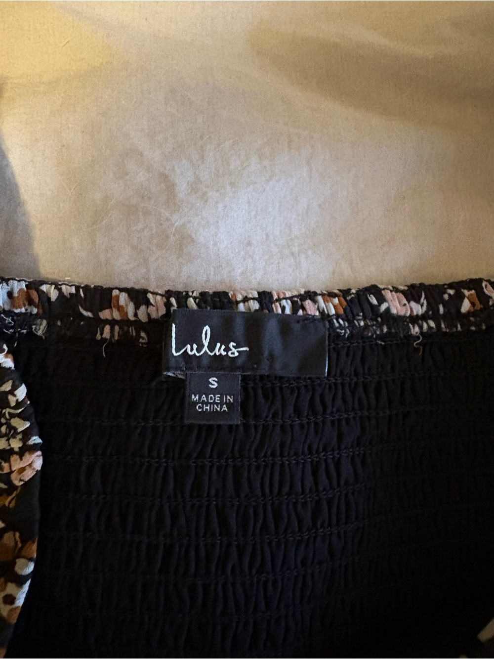 Lulu's Black Floral Square-Neck Puff Sleeve Crop Top - Picture 9 of 16